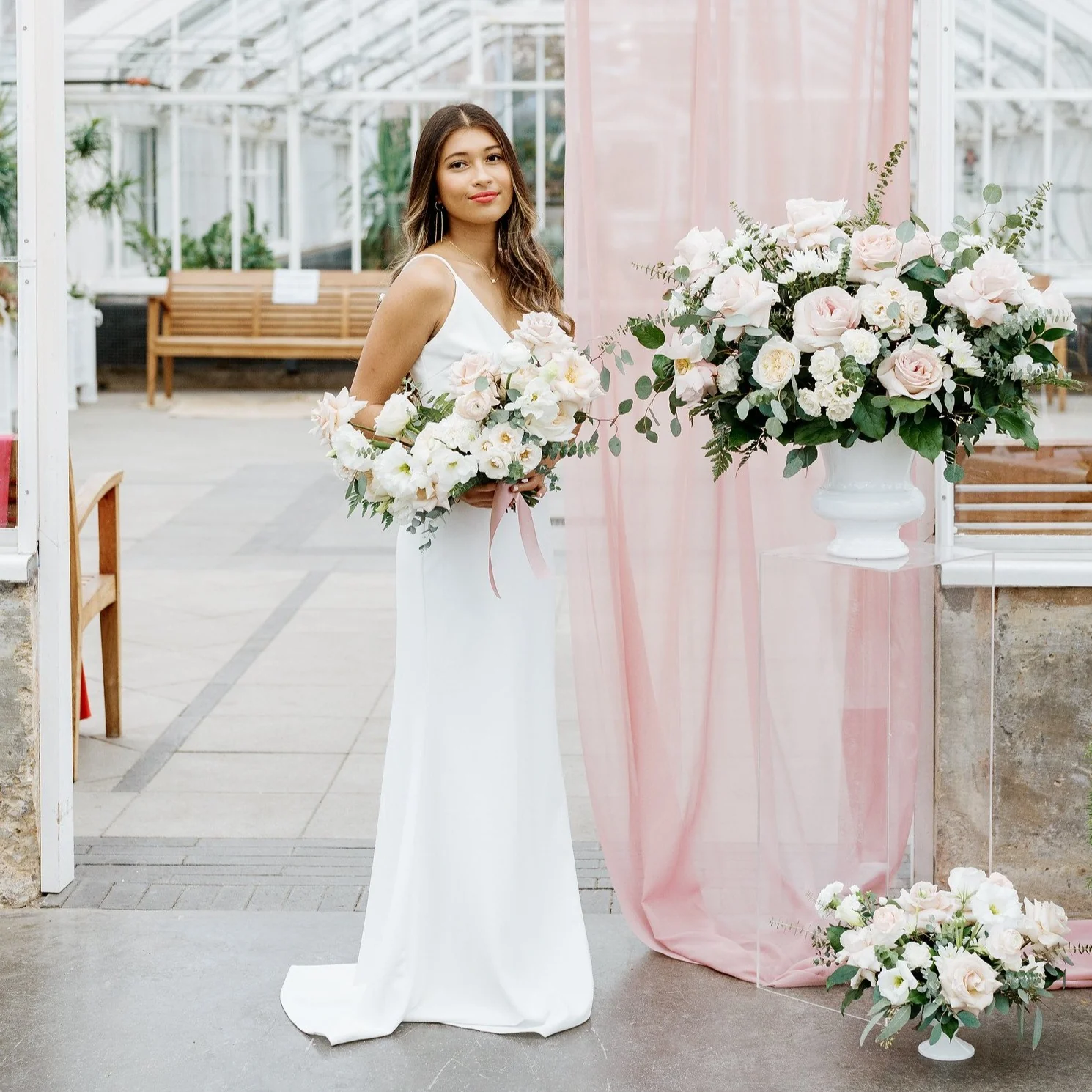 Blush and Cream Full DIY Ceremony Flowers - Image 4