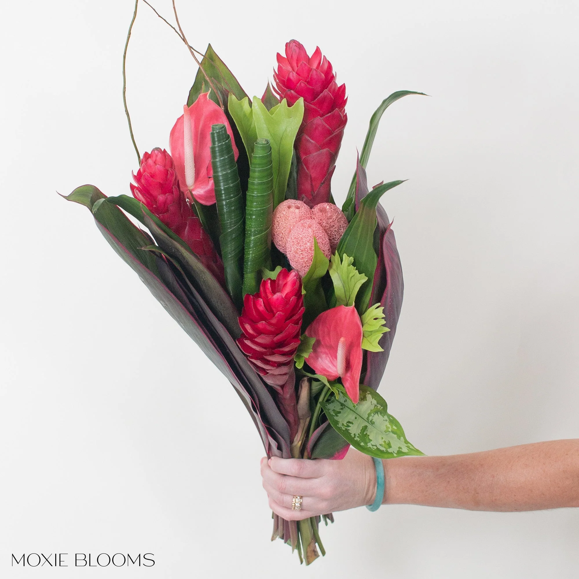 Tropical Pink Crush Premade Bouquets - Image 4