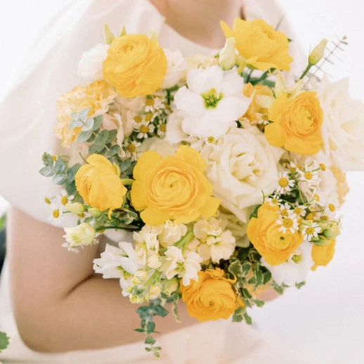 Citrine Full DIY Bridal and 4-5 Bridesmaid Bouquets - Image 4