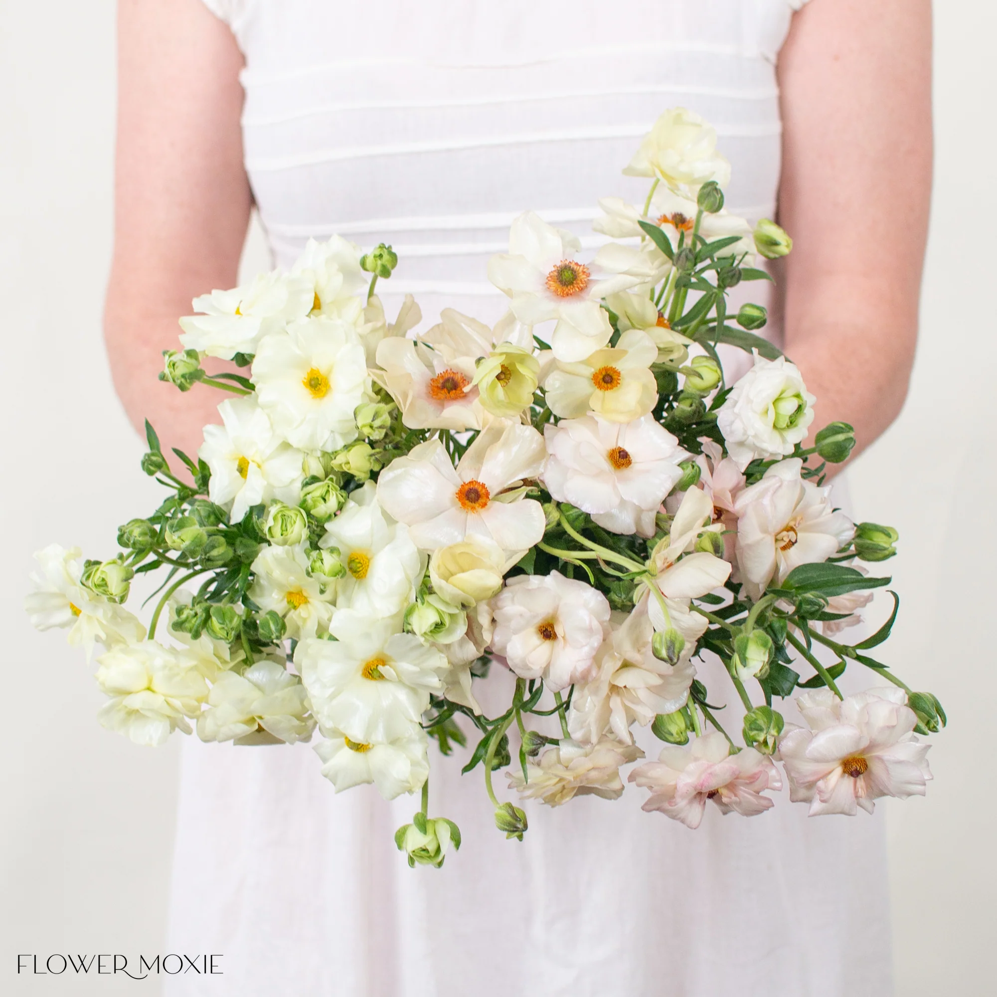 White and Blush Butterfly Ranunculus Mixed Box - Image 3