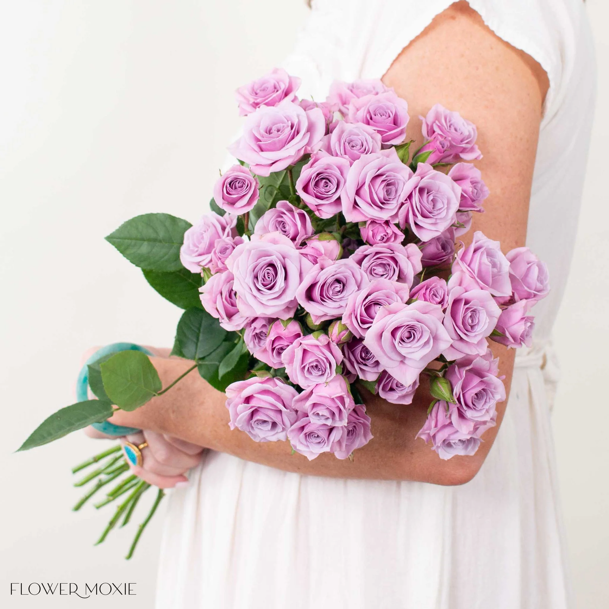 Lavender Spray Roses - Image 4