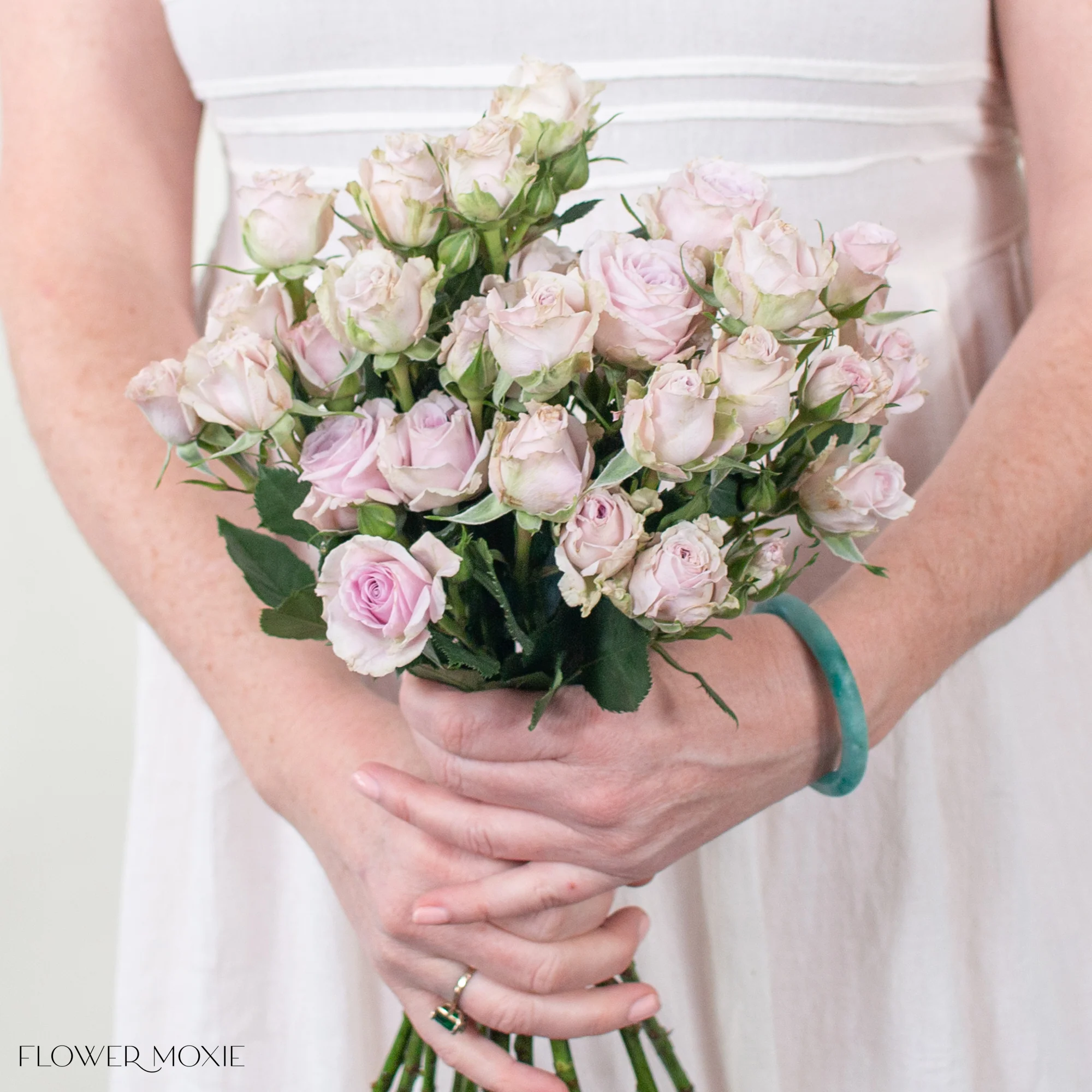 Blush Mauve Spray Roses - Image 5