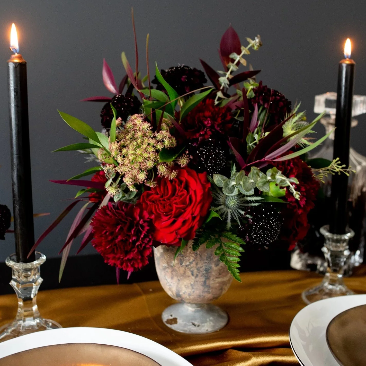 Moody Scarlet Full DIY Centerpiece Set - Image 3
