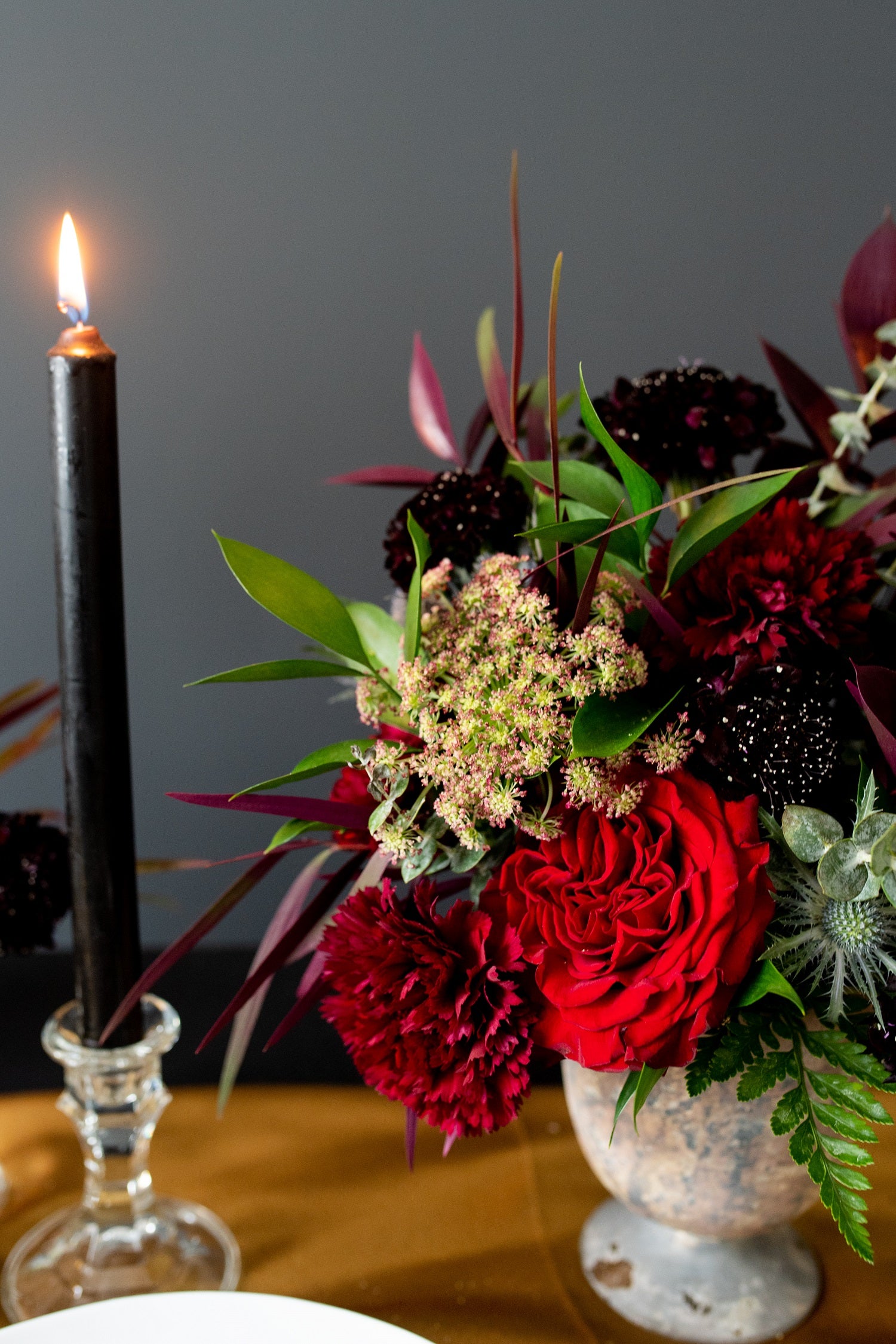 Moody Scarlet Full DIY Centerpiece Set - Image 4