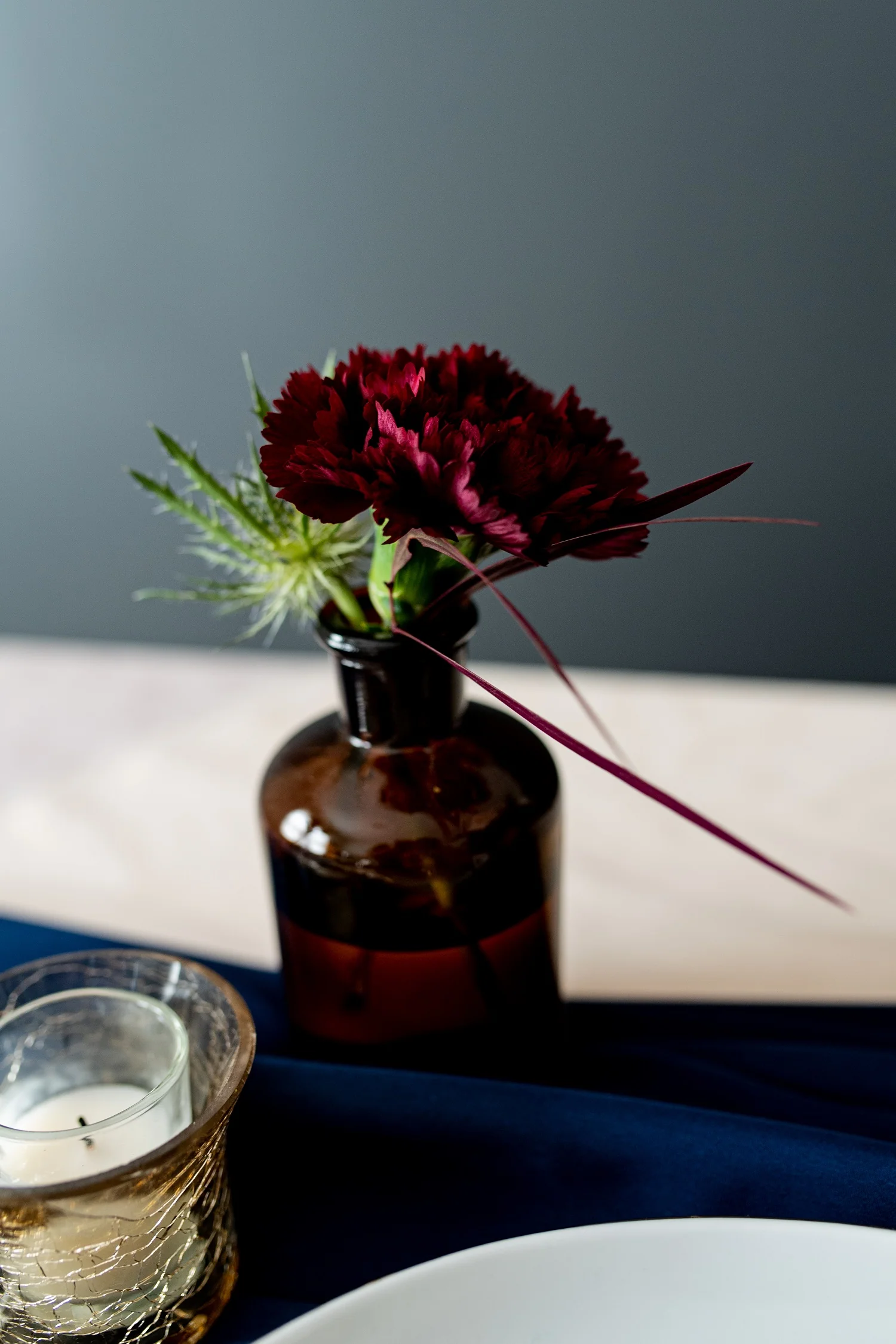 Moody Scarlet Full DIY Centerpiece Set - Image 5