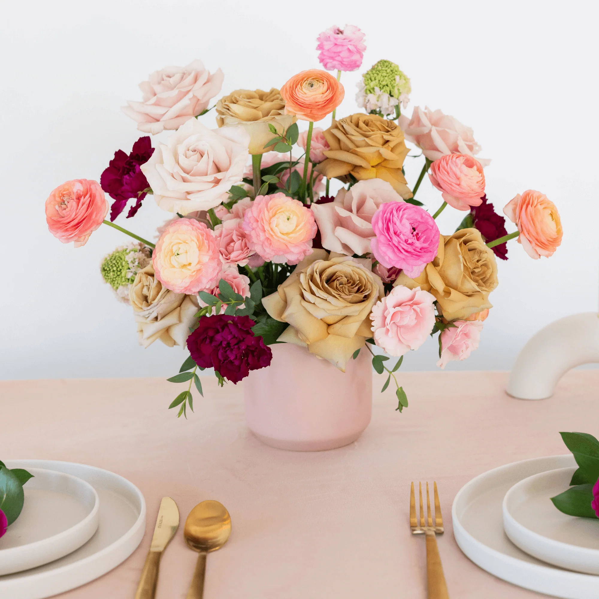 Palm Springs Premade Plus  - 8 Centerpieces
