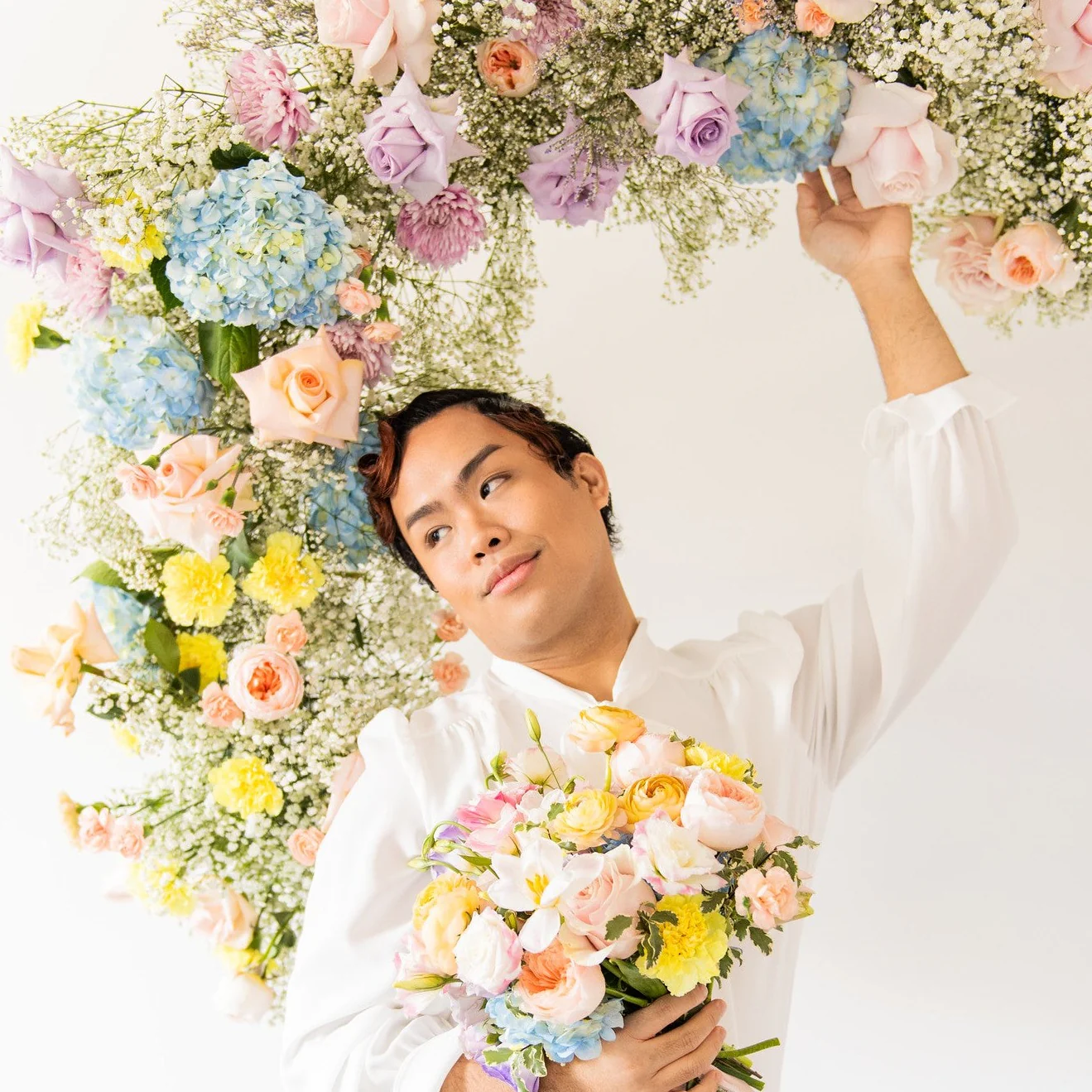 Pastels Full DIY Ceremony Flowers - Image 3