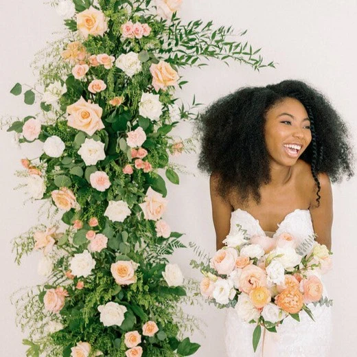 Peaches and Cream Full DIY - Ceremony Flowers