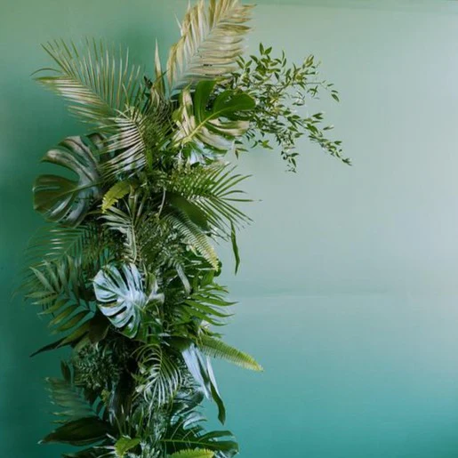 Tropical Minimalism Full DIY Ceremony Flowers - Image 2