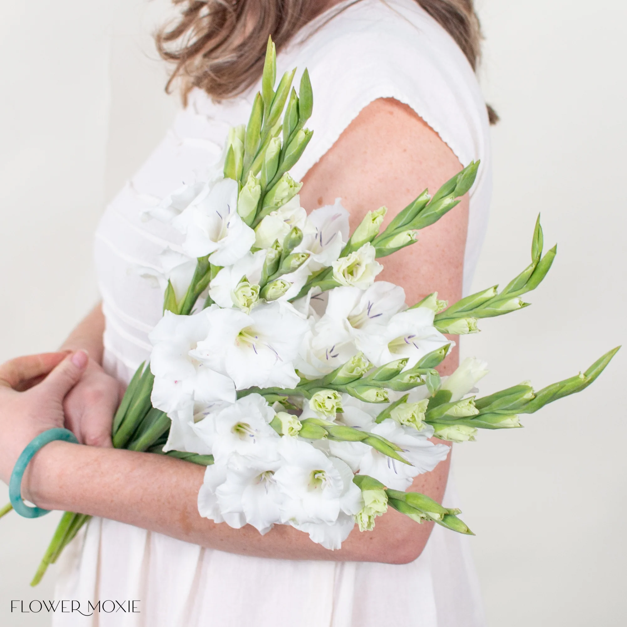 White Mini Gladiolus Flower - Image 3